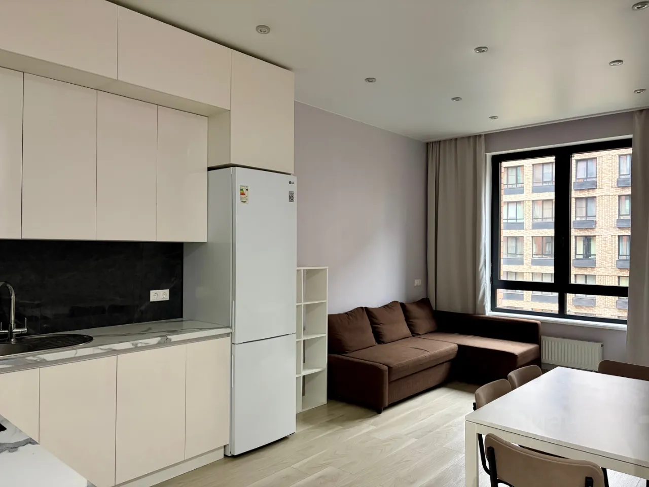2-комн. квартира, 69 м², 6/12 этаж