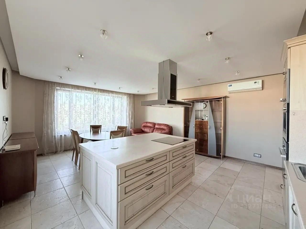 3-комн. квартира, 90 м², 7/19 этаж
