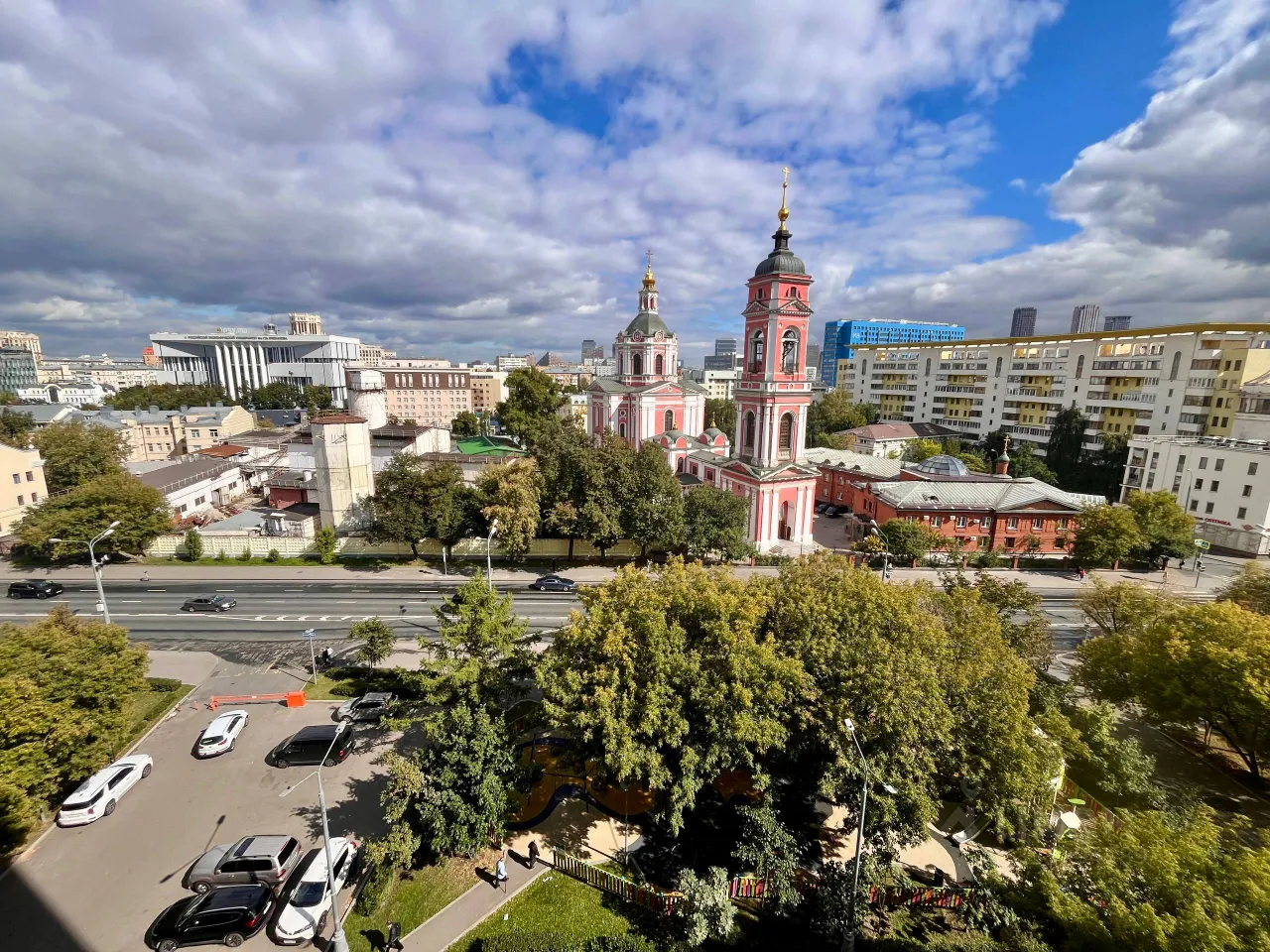 2-комн. квартира, 54 м², 9/14 этаж