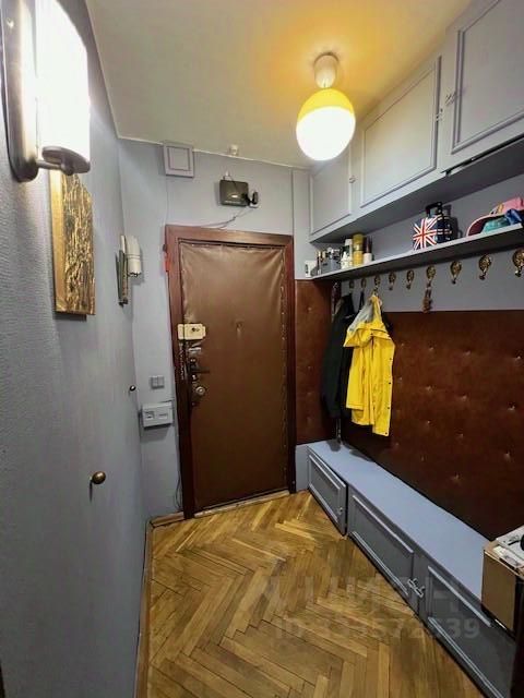 2-комн. квартира, 51 м², 3/22 этаж