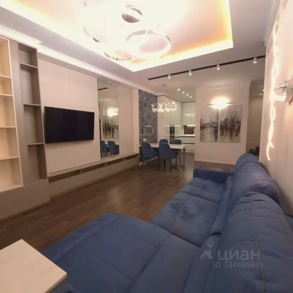 2-комн. квартира, 67 м², 3/19 этаж