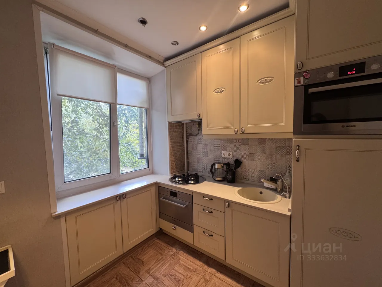 2-комн. квартира, 43 м², 2/5 этаж