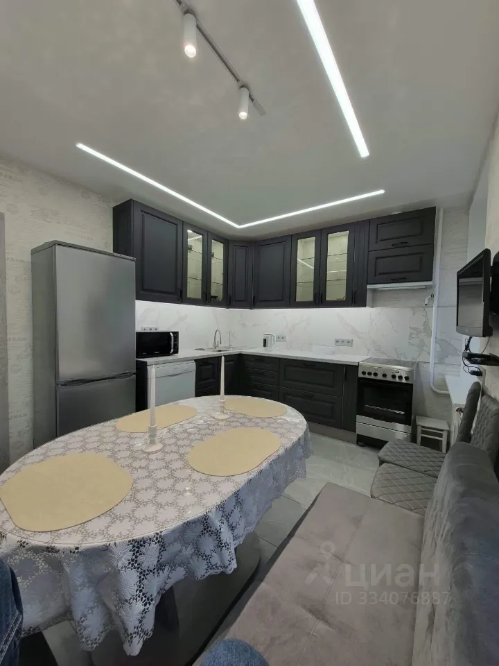 2-комн. квартира, 60 м², 2/9 этаж