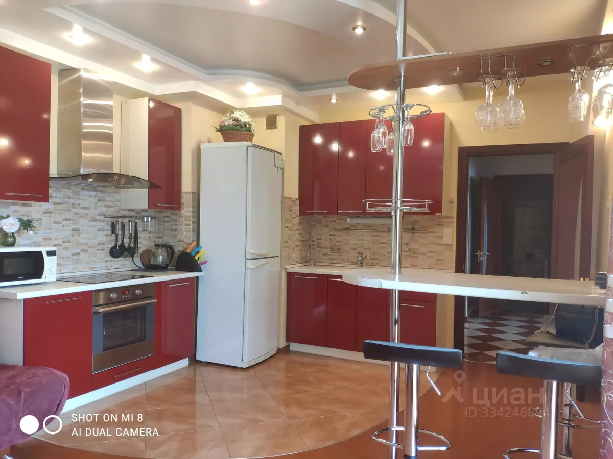 2-комн. квартира, 72 м², 15/25 этаж
