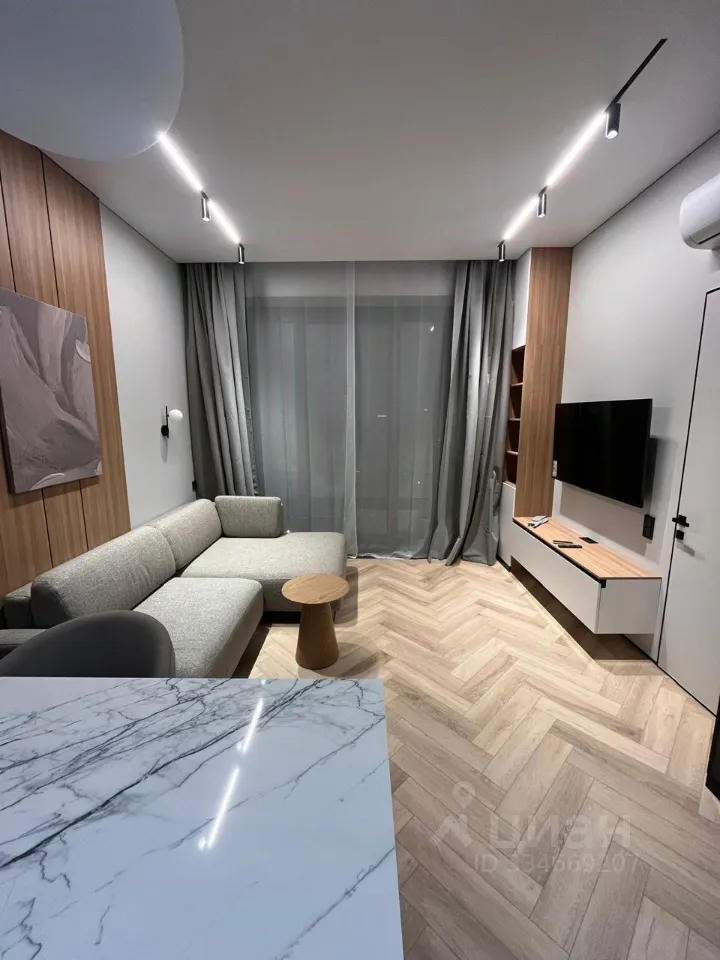 1-комн. квартира, 43,8 м², 18/25 этаж
