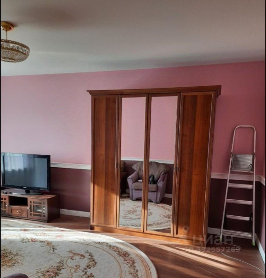 2-комн. квартира, 56 м², 2/8 этаж