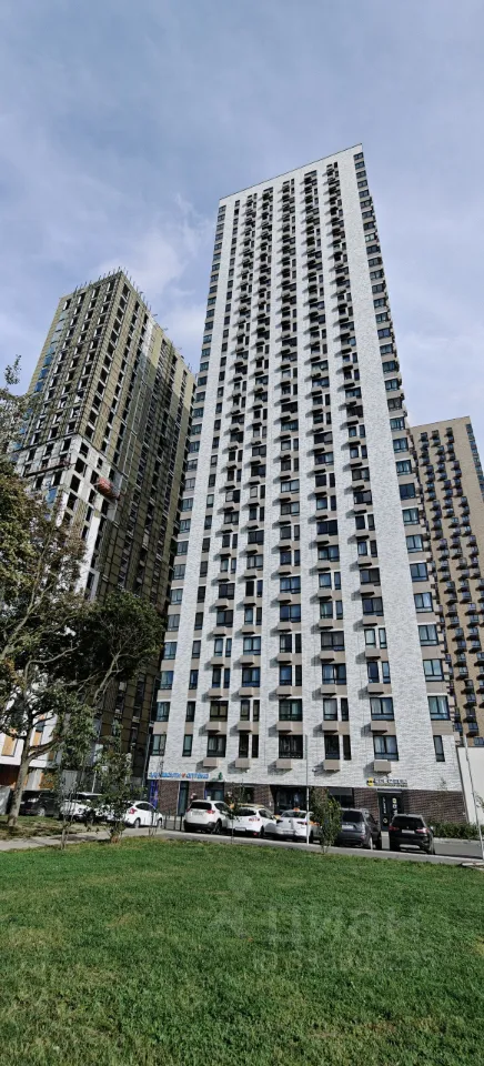 2-комн. квартира, 61 м², 11/33 этаж