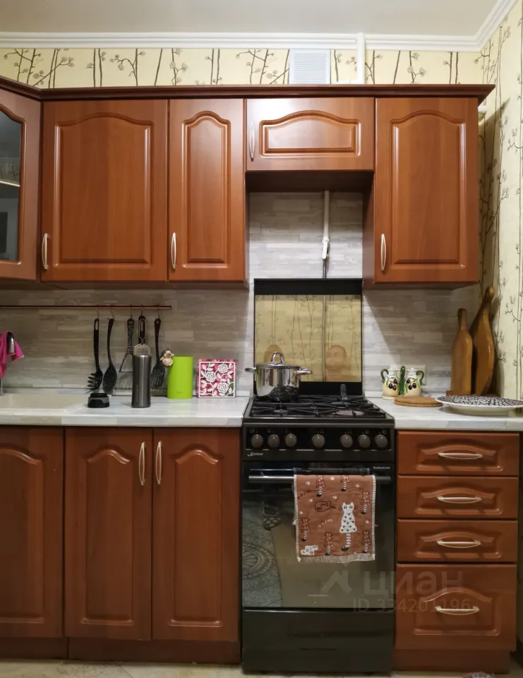 2-комн. квартира, 38 м², 1/12 этаж