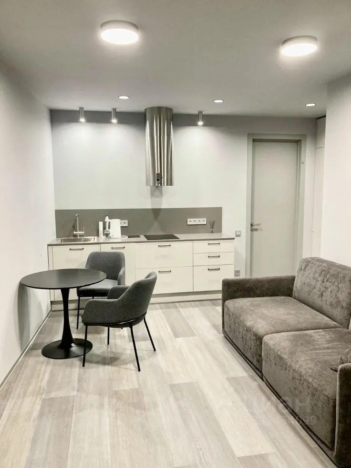 2-комн. квартира, 52 м², 10/22 этаж