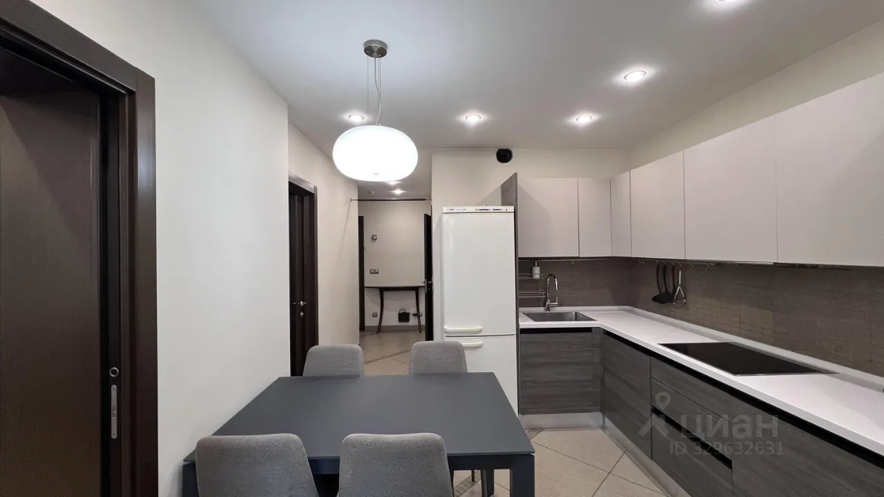 2-комн. квартира, 46 м², 7/14 этаж