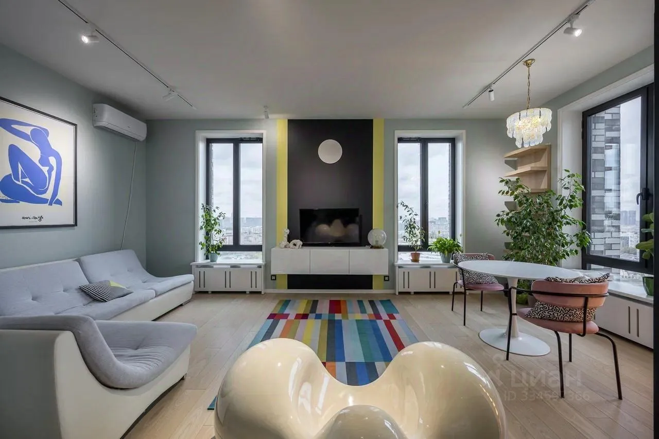 2-комн. квартира, 65 м², 25/44 этаж