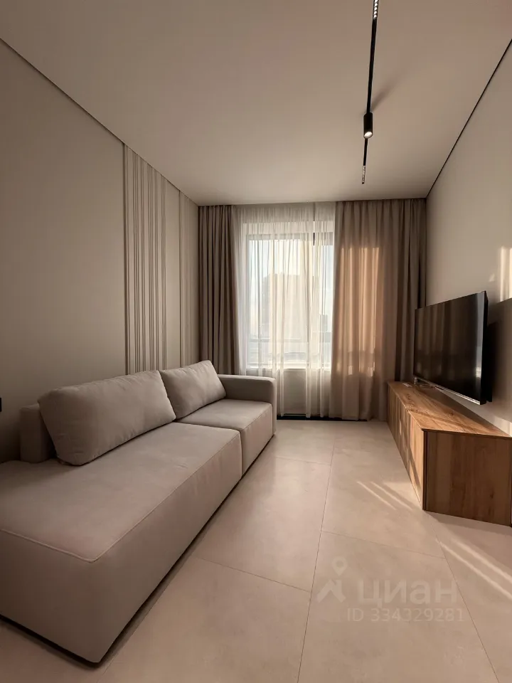 1-комн. квартира, 70 м², 13/43 этаж