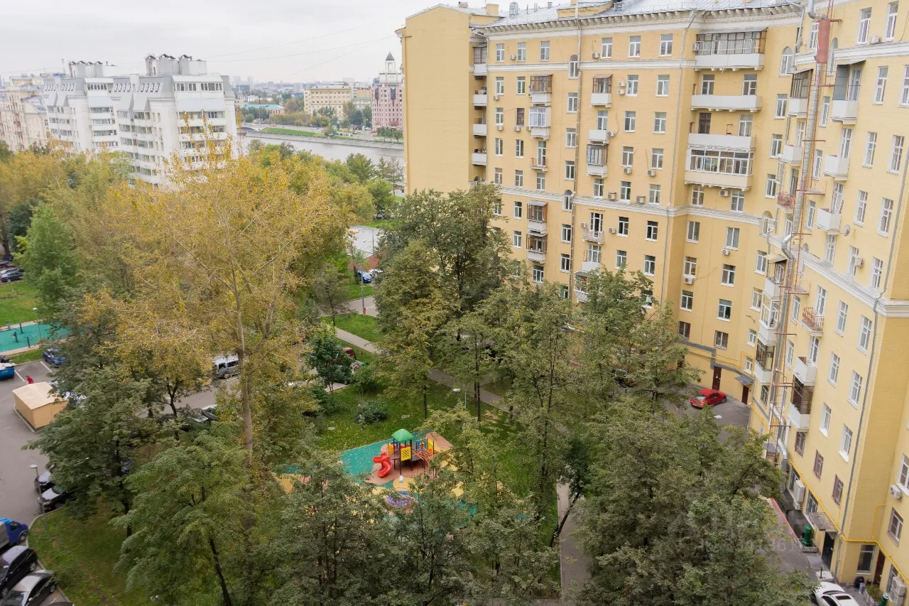 2-комн. квартира, 64 м², 9/12 этаж