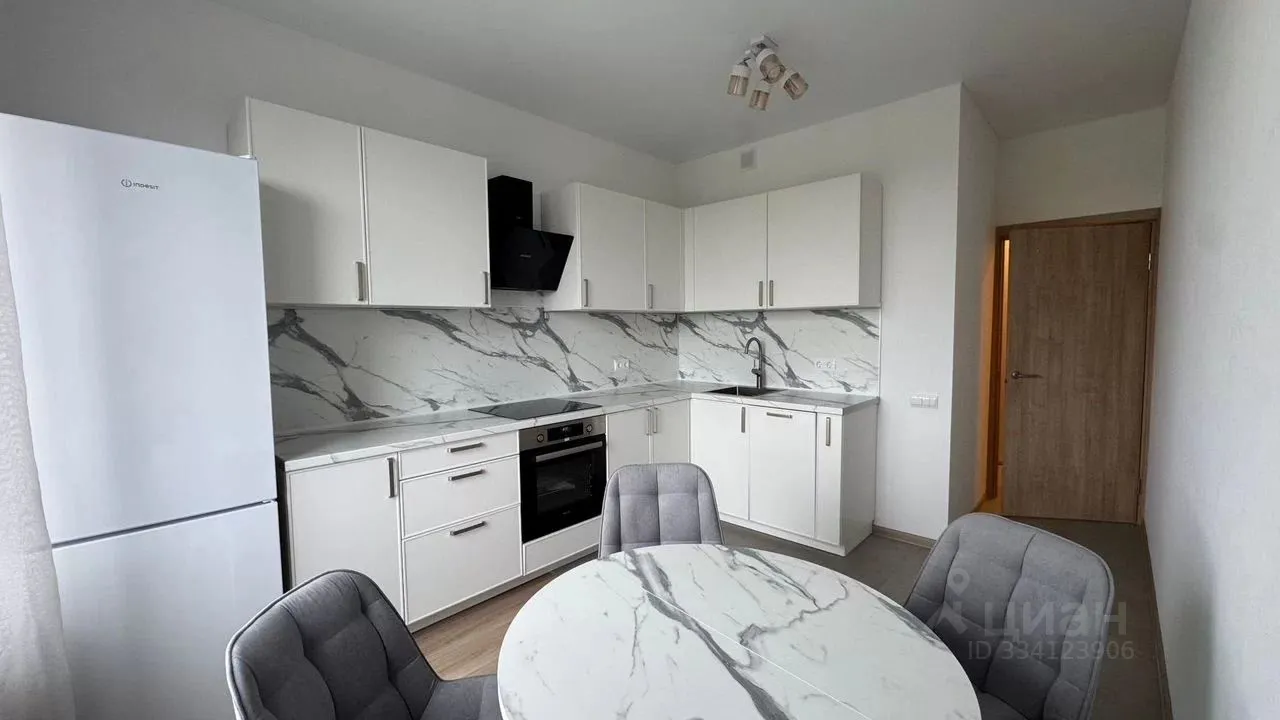 2-комн. квартира, 59,3 м², 8/15 этаж
