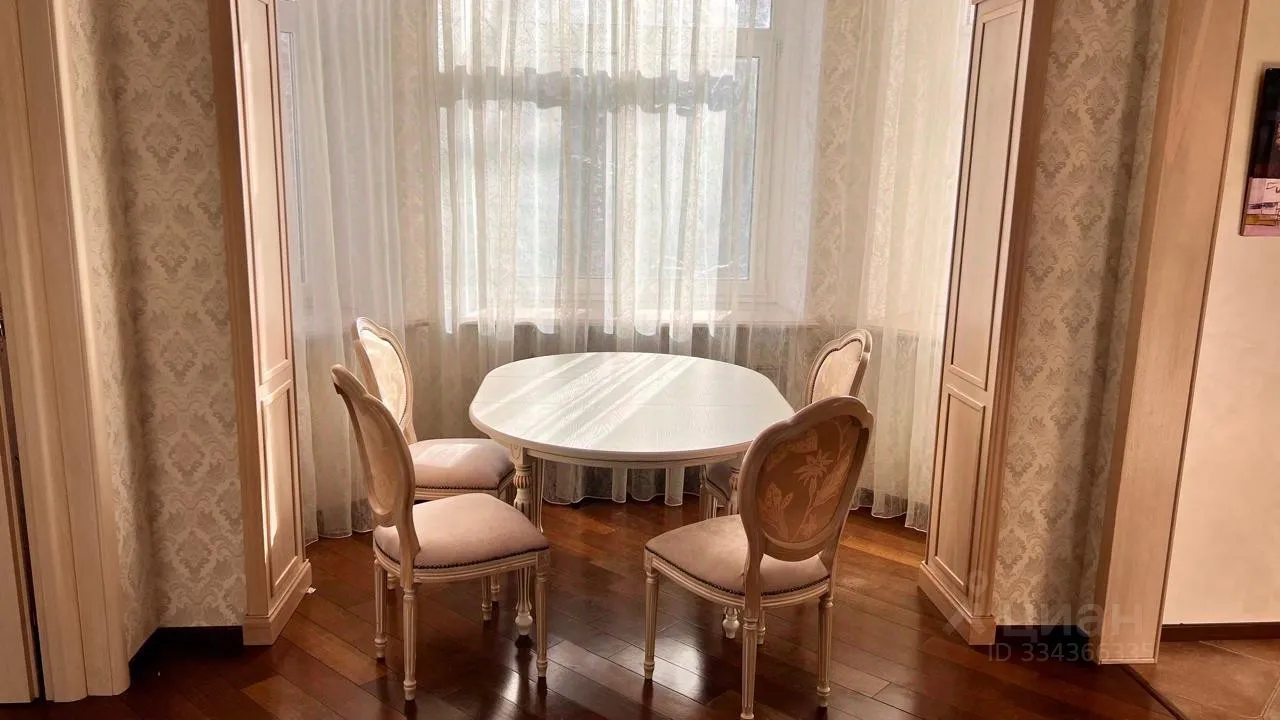 2-комн. квартира, 60 м², 3/13 этаж