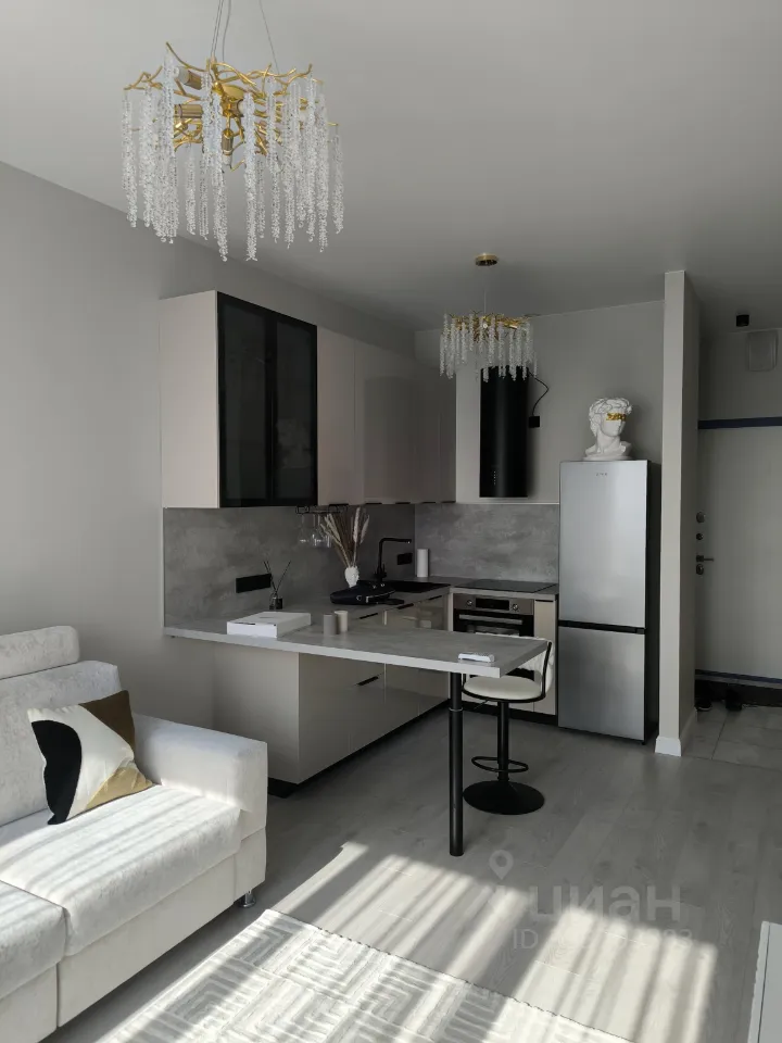 1-комн. квартира, 42 м², 39/43 этаж