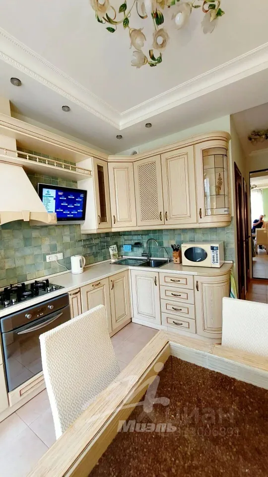 1-комн. квартира, 50 м², 3/6 этаж