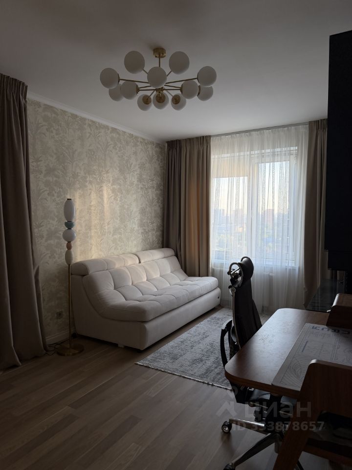 2-комн. квартира, 64 м², 14/25 этаж