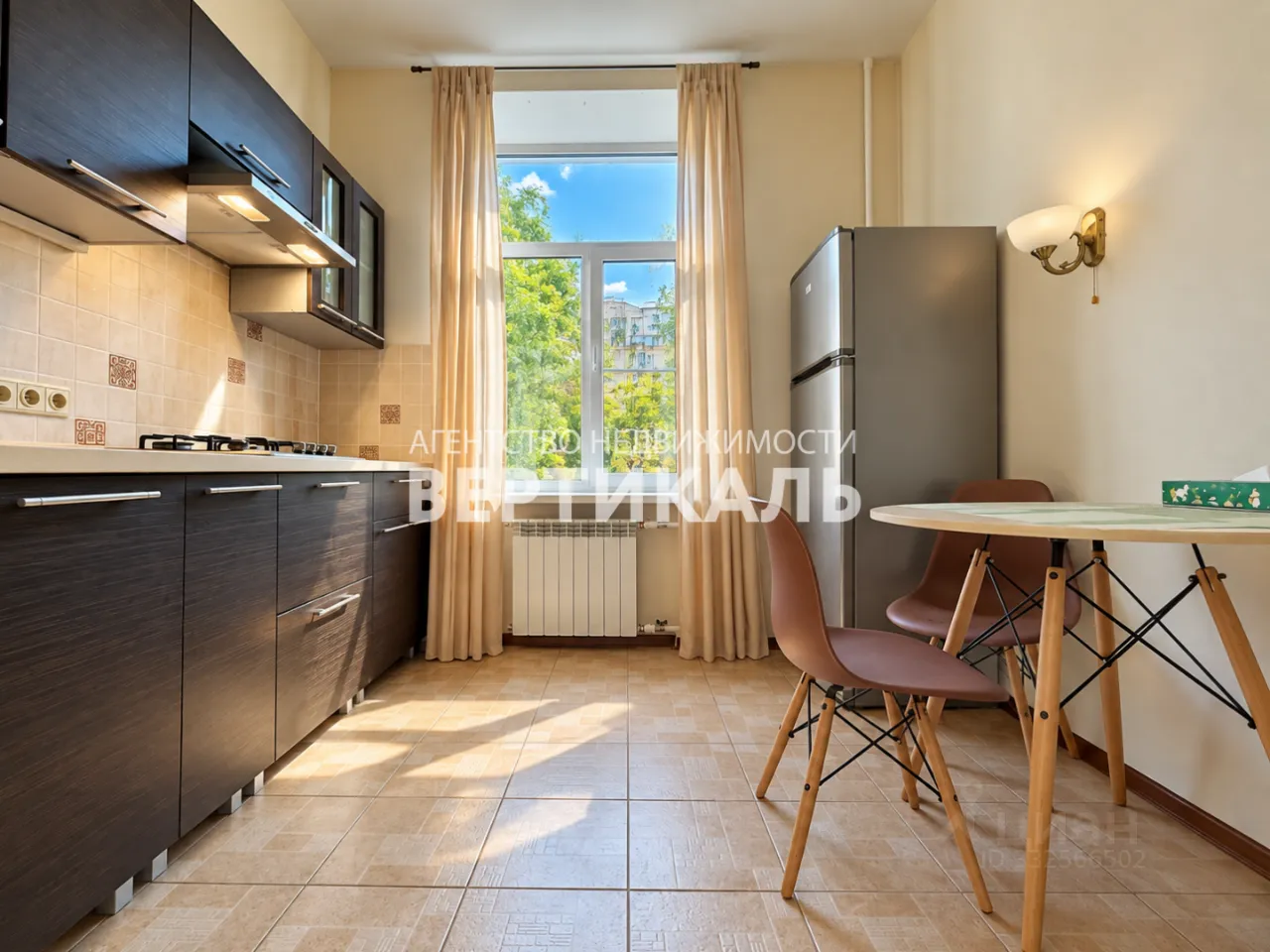 2-комн. квартира, 65 м², 3/5 этаж