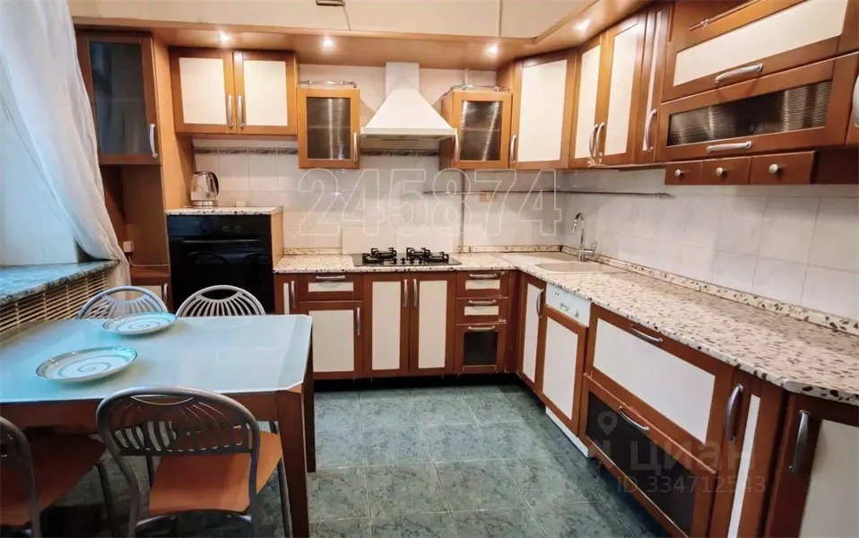 3-комн. квартира, 86 м², 2/6 этаж