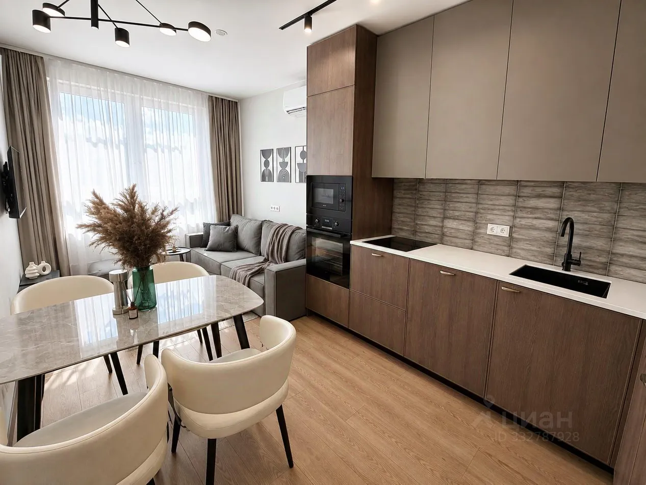 3-комн. квартира, 80 м², 5/10 этаж