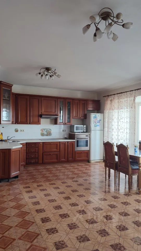 3-комн. квартира, 100 м², 17/25 этаж