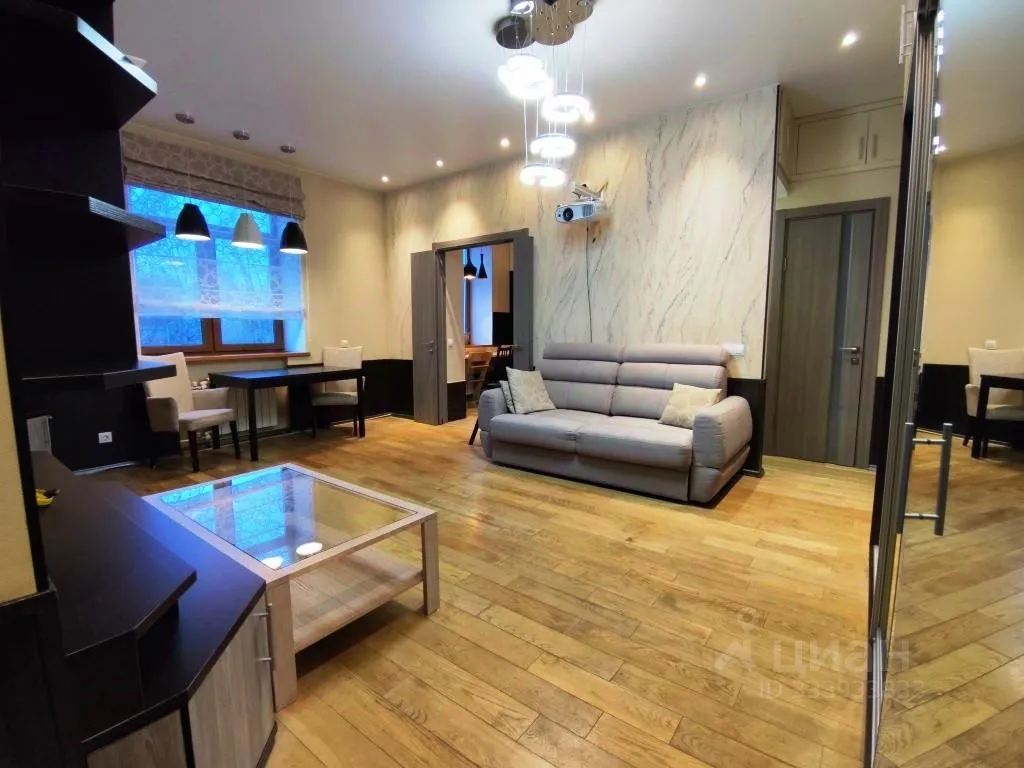 2-комн. квартира, 65 м², 5/8 этаж