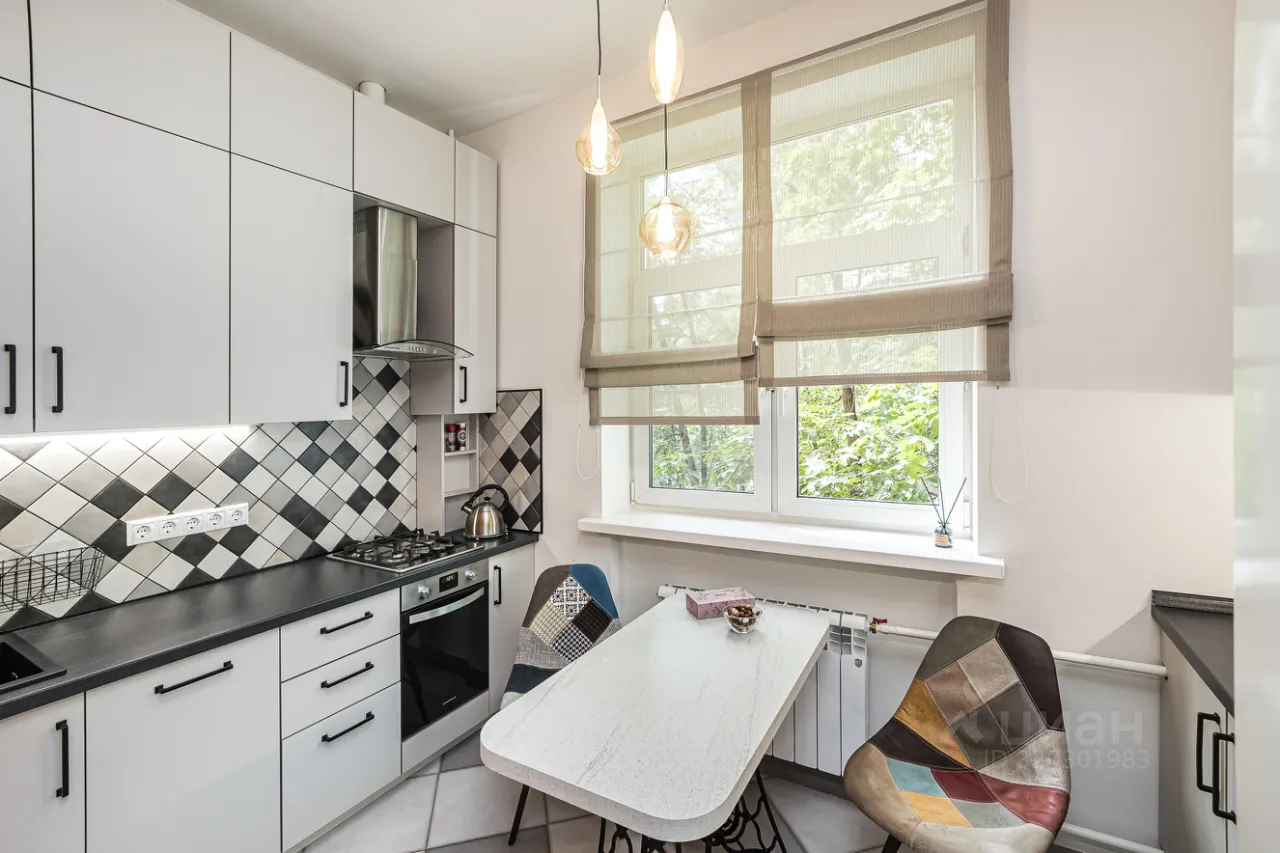 2-комн. квартира, 63,5 м², 3/5 этаж