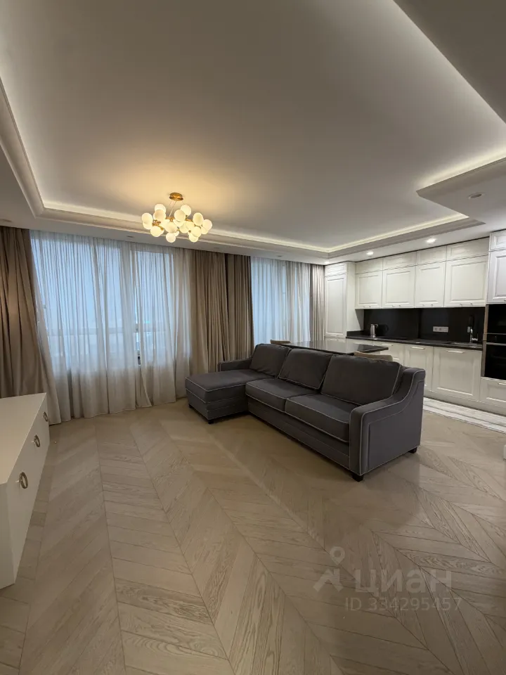 1-комн. квартира, 39,6 м², 39/43 этаж