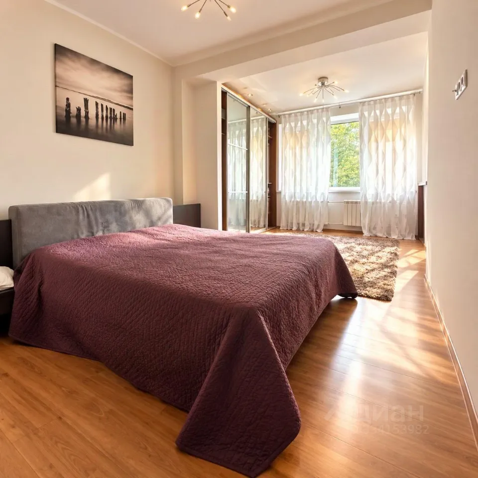3-комн. квартира, 90 м², 2/24 этаж