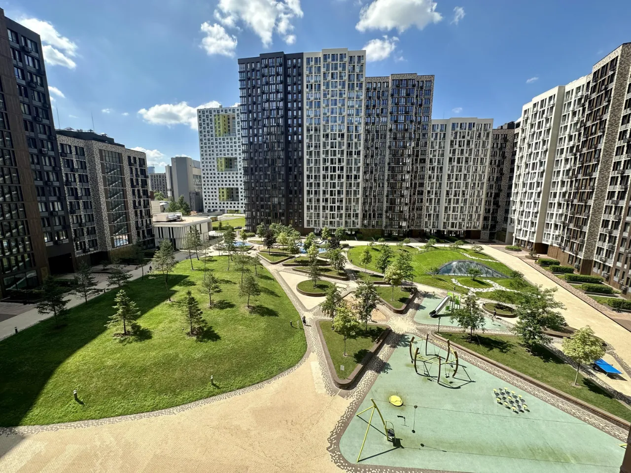 2-комн. квартира, 48 м², 11/22 этаж