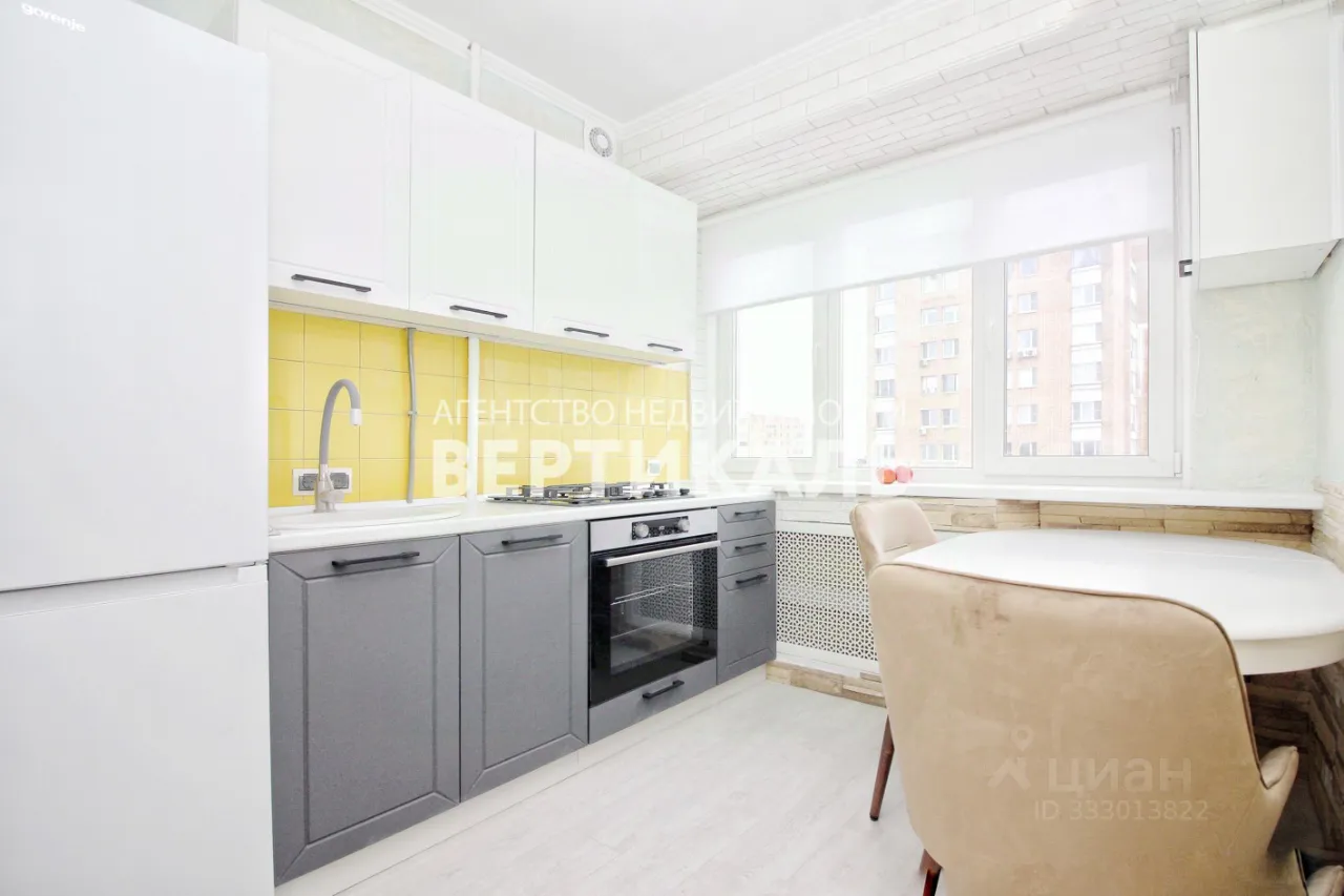 3-комн. квартира, 55 м², 12/16 этаж