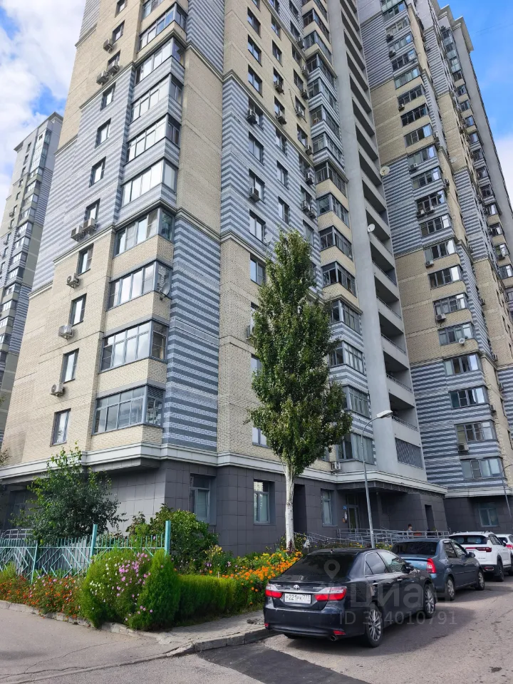 2-комн. квартира, 52 м², 6/24 этаж