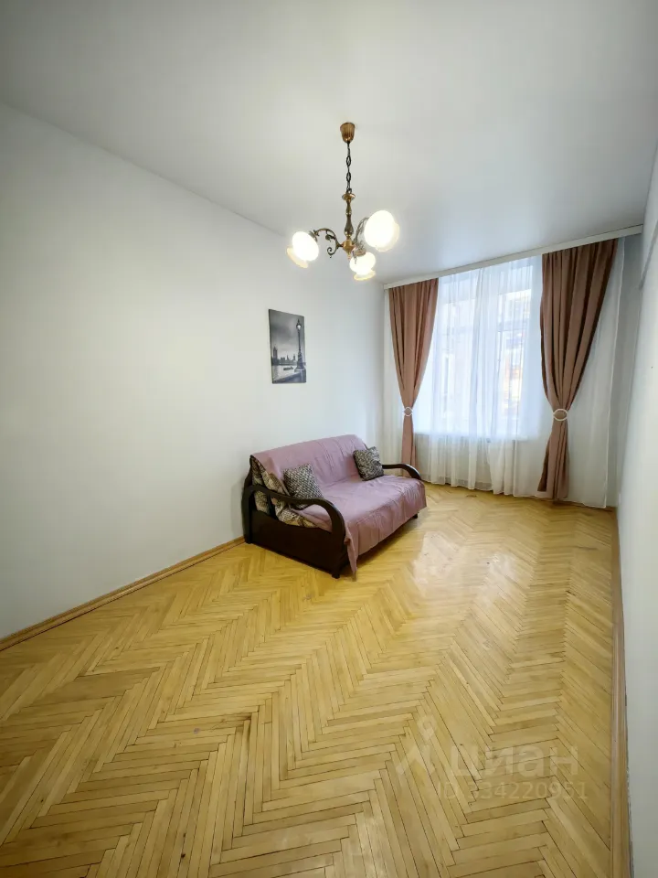 2-комн. квартира, 60 м², 3/9 этаж