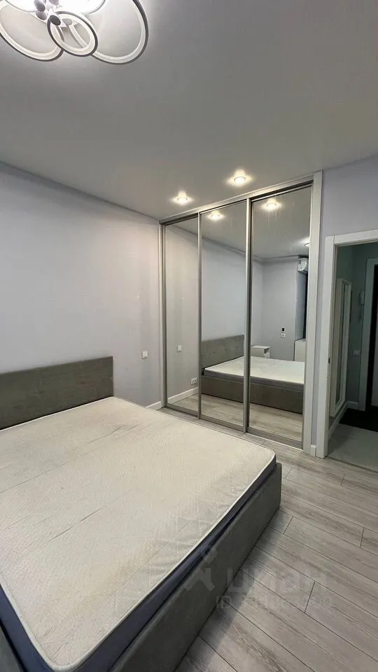 2-комн. квартира, 37 м², 1/17 этаж