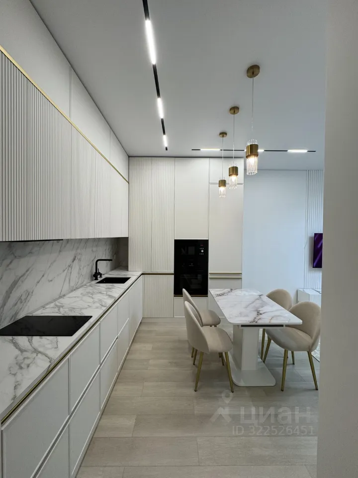 2-комн. квартира, 50 м², 9/33 этаж