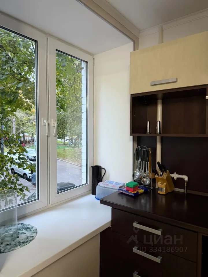 3-комн. квартира, 57 м², 2/9 этаж