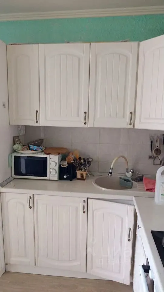 2-комн. квартира, 42 м², 1/19 этаж