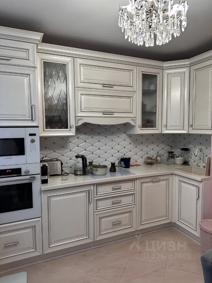 2-комн. квартира, 56 м², 2/17 этаж