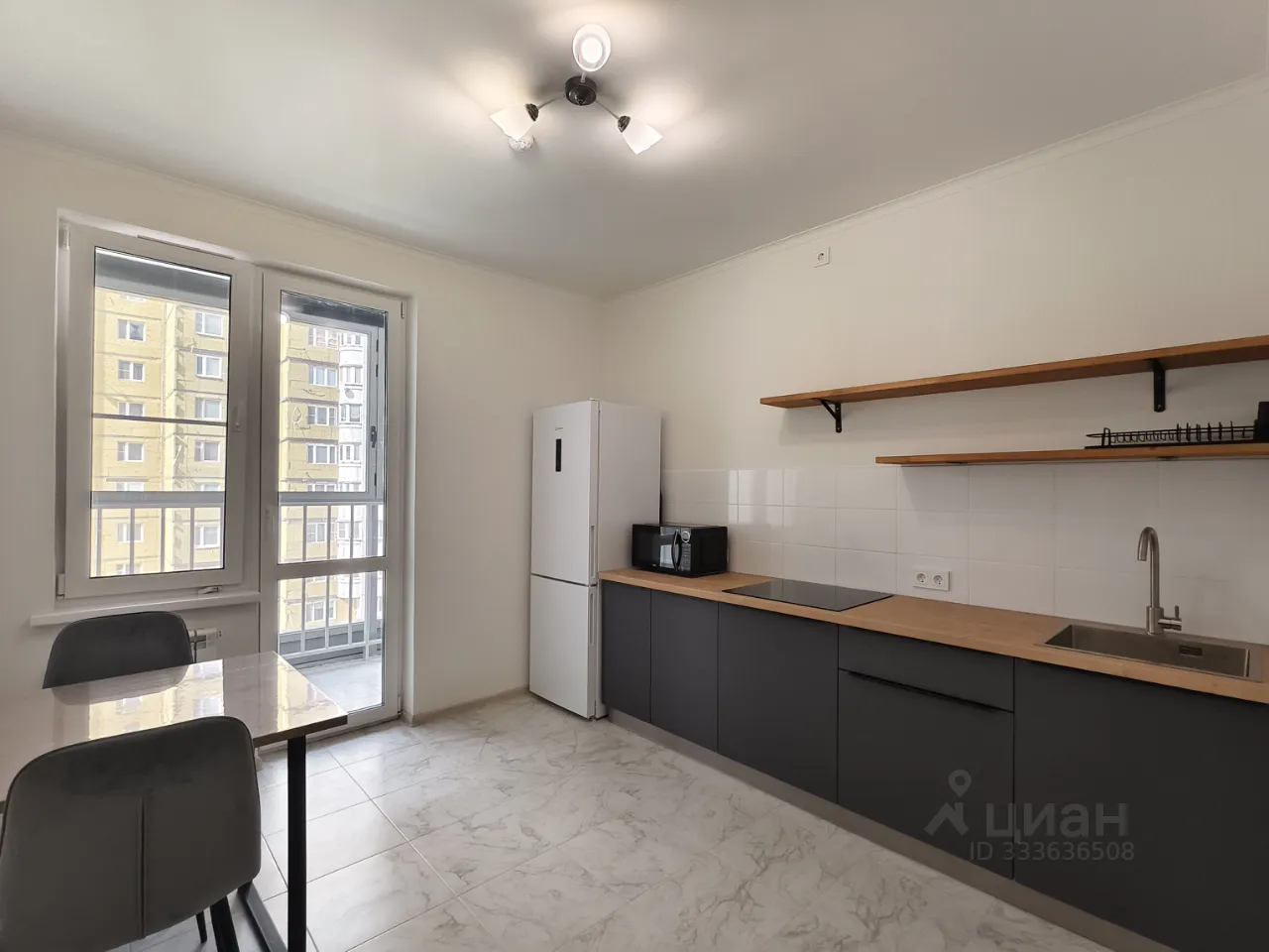2-комн. квартира, 58 м², 8/14 этаж