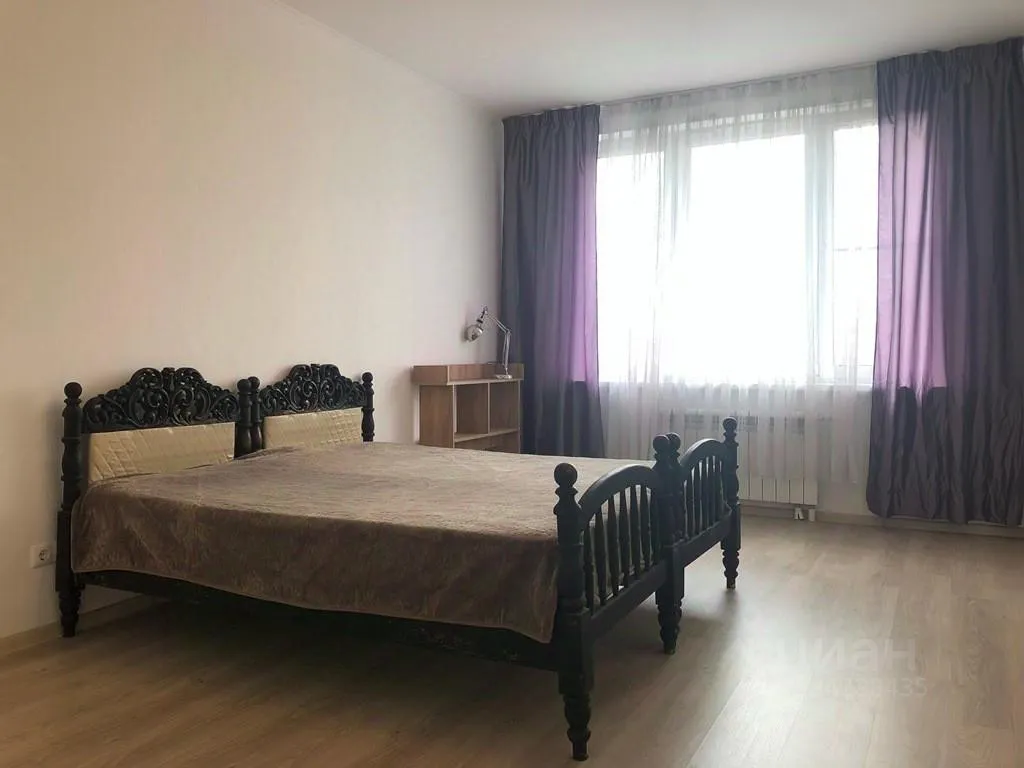 3-комн. квартира, 80 м², 8/23 этаж
