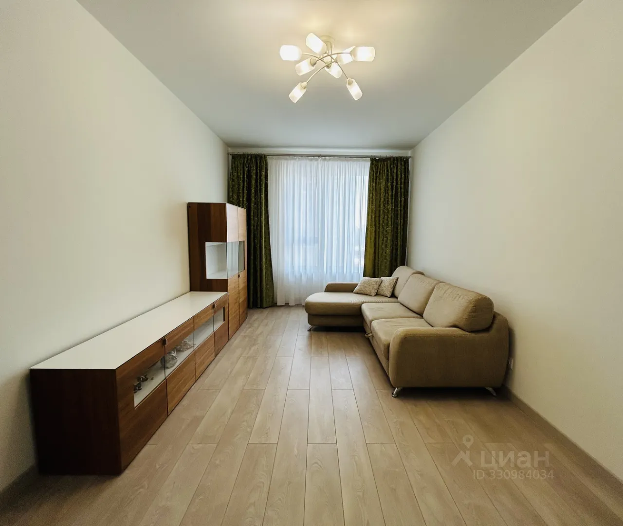 2-комн. квартира, 65 м², 7/19 этаж
