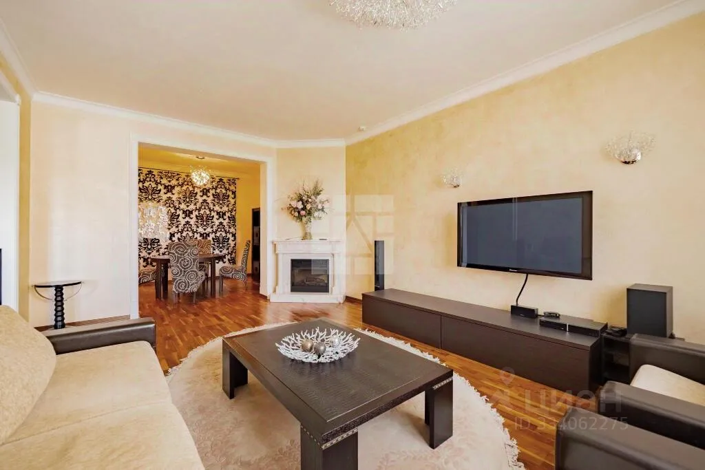 3-комн. квартира, 120 м², 5/27 этаж