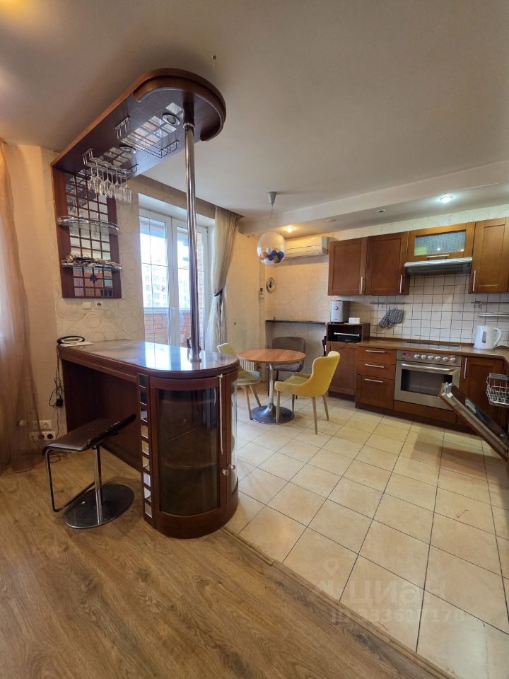2-комн. квартира, 64,7 м², 4/17 этаж