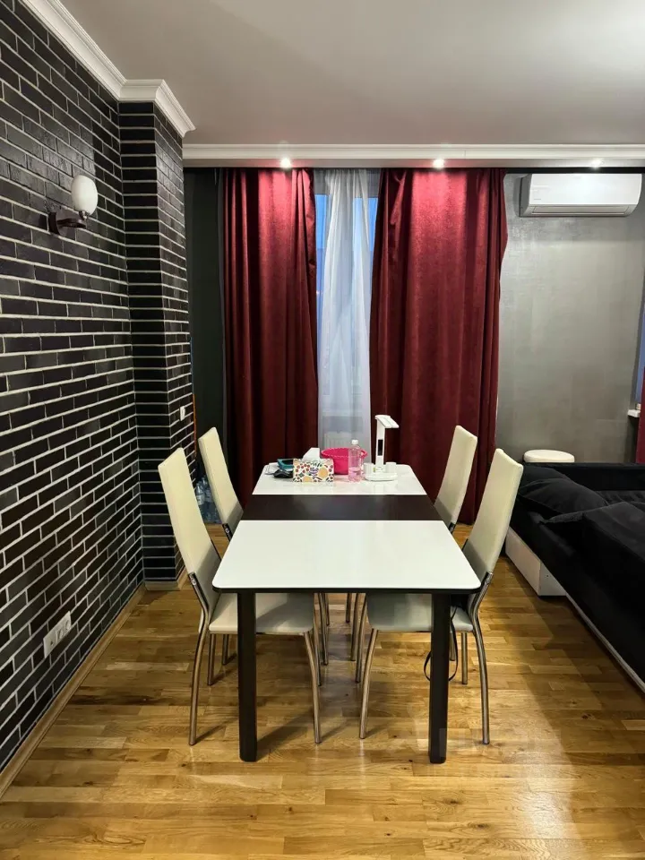 3-комн. квартира, 101 м², 3/24 этаж