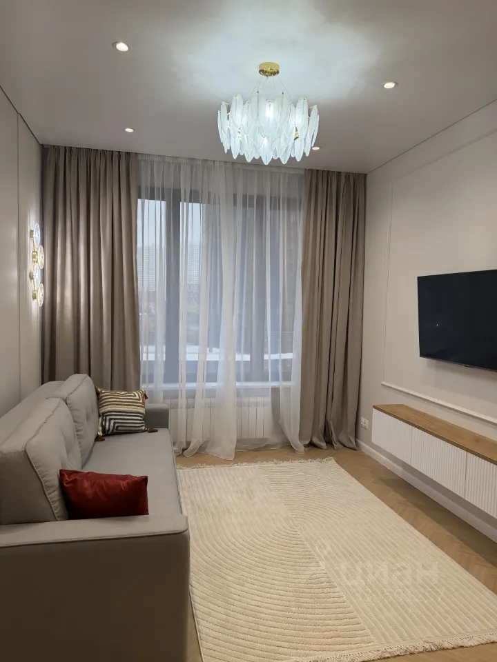 2-комн. квартира, 50 м², 7/32 этаж