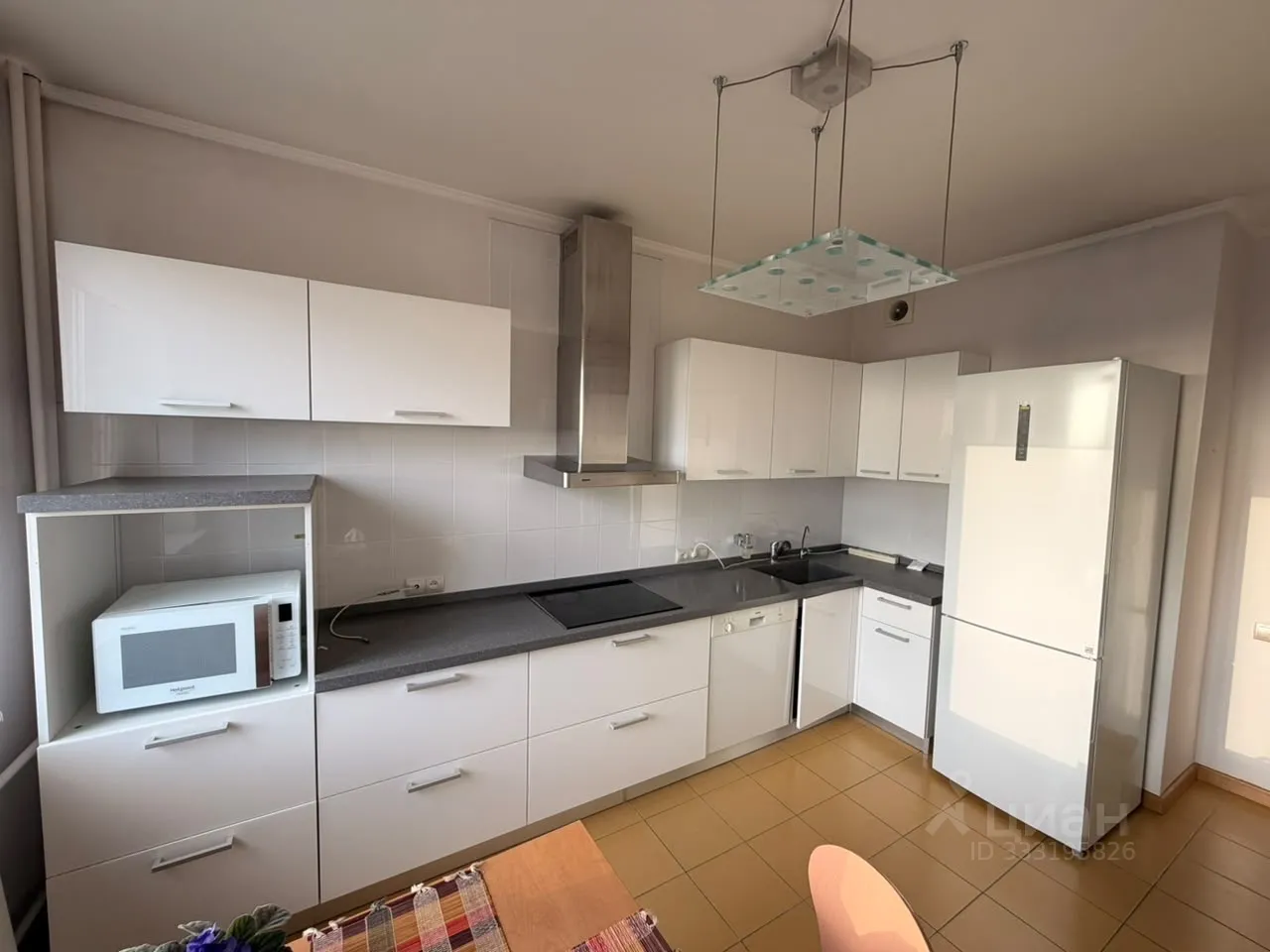 3-комн. квартира, 82 м², 21/25 этаж