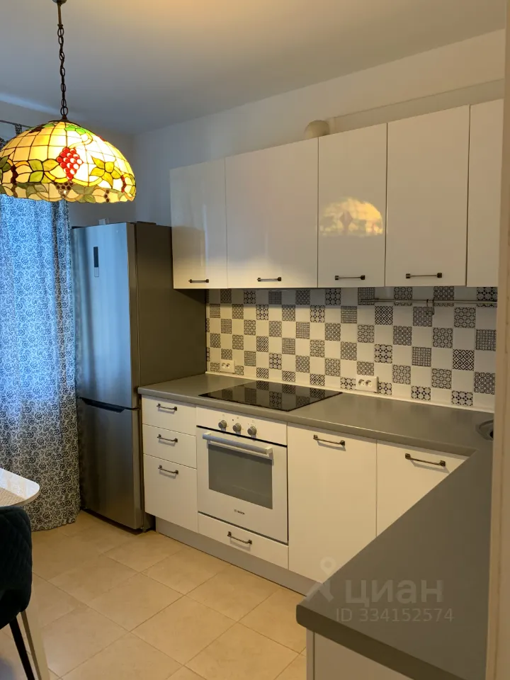 2-комн. квартира, 60 м², 1/12 этаж