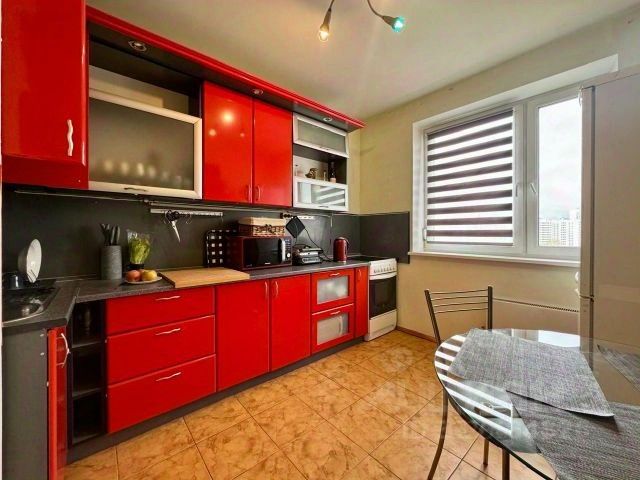 2-комн. квартира, 56 м², 12/17 этаж