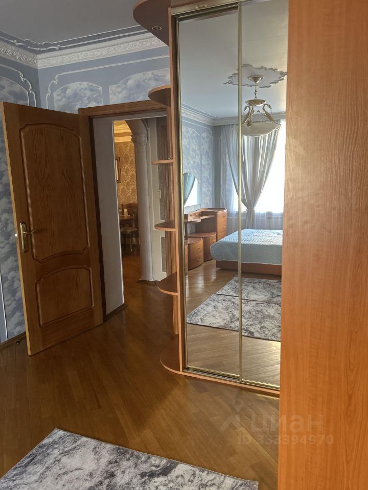 3-комн. квартира, 97 м², 4/8 этаж